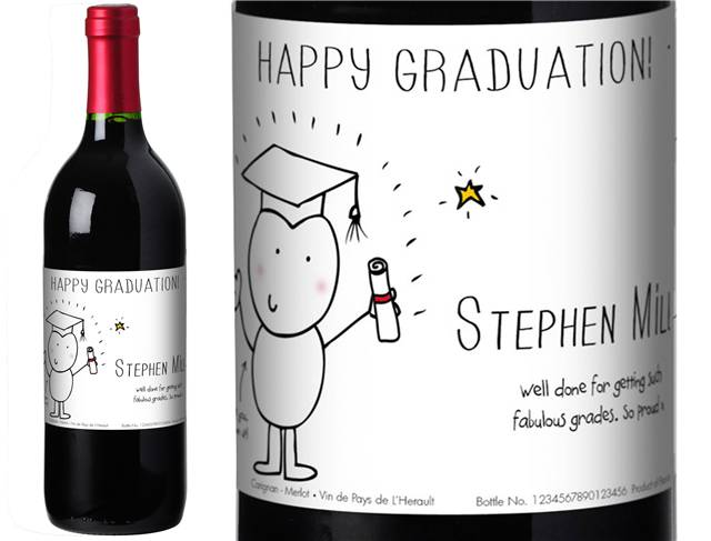 Chilli & Bubble’s Graduation Personalised Red Wine